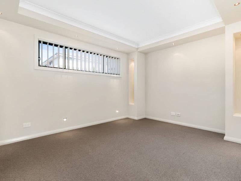 64 Bryant Avenue, Middleton Grange, Middleton Grange - Thumbnail 5