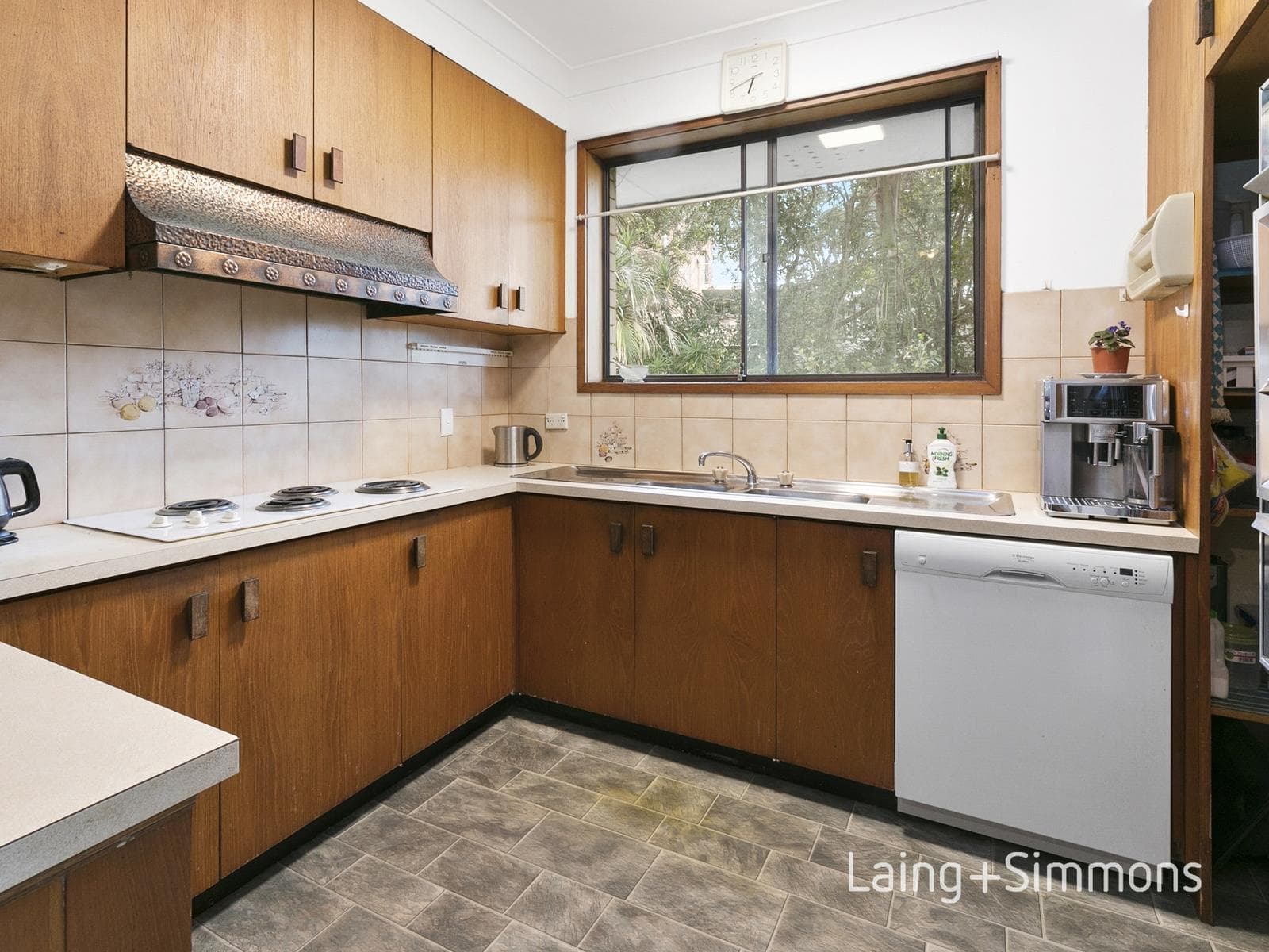 137a Powderworks Road, Elanora Heights, Elanora Heights - Thumbnail 6