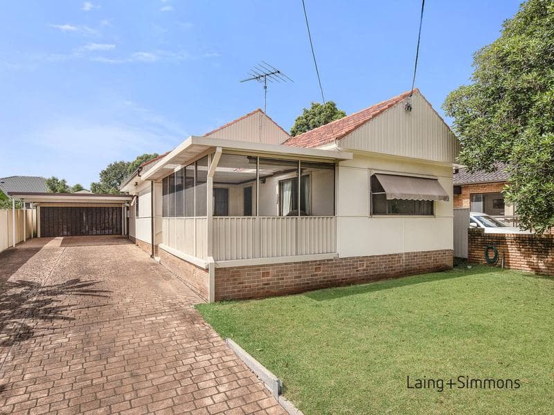 8/35																										Parkes Road
														
								Artarmon, NSW 2064, Girraween - Image 1