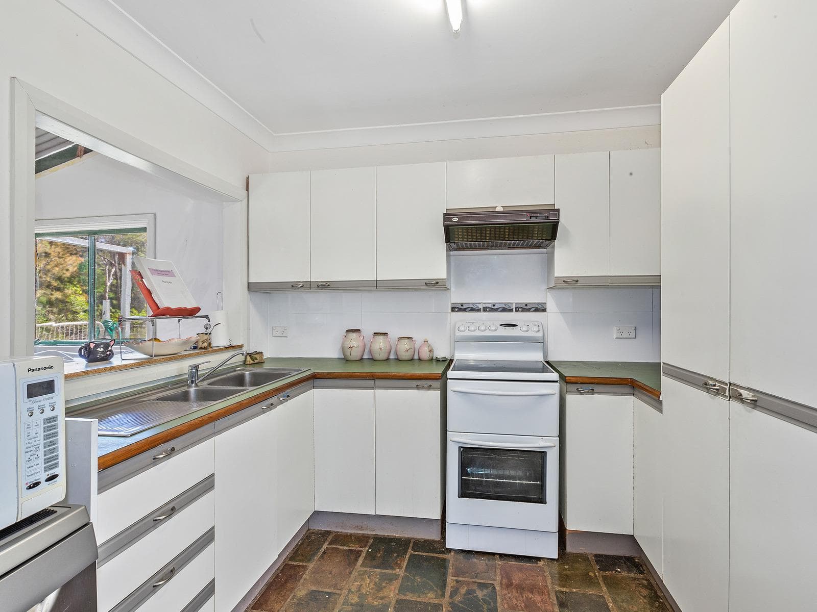 10/78-80																										Eton Street
														
								Smithfield, NSW 2164, Sancrox - Thumbnail 5