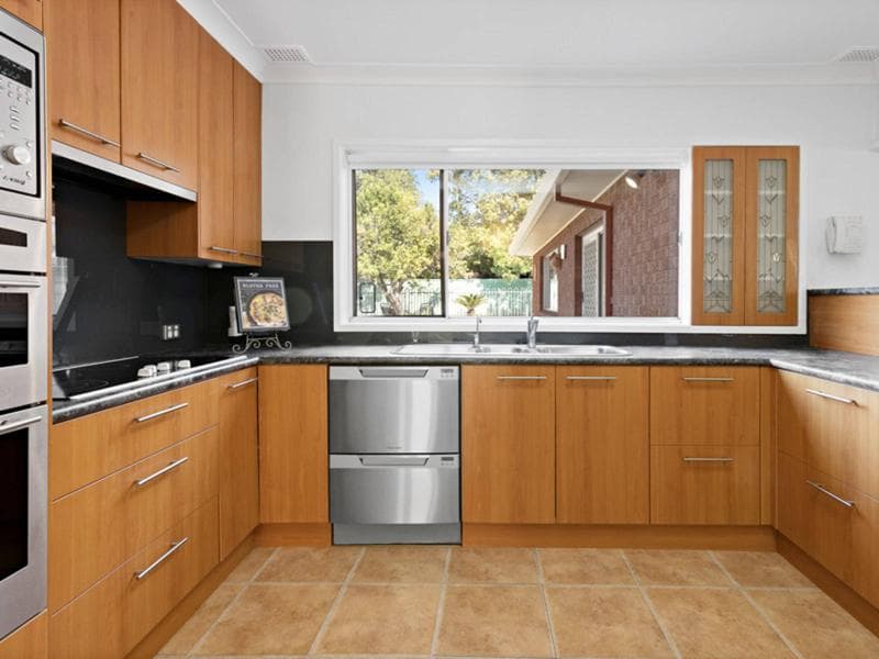 18 Meadow Place, Miranda, Miranda - Thumbnail 5