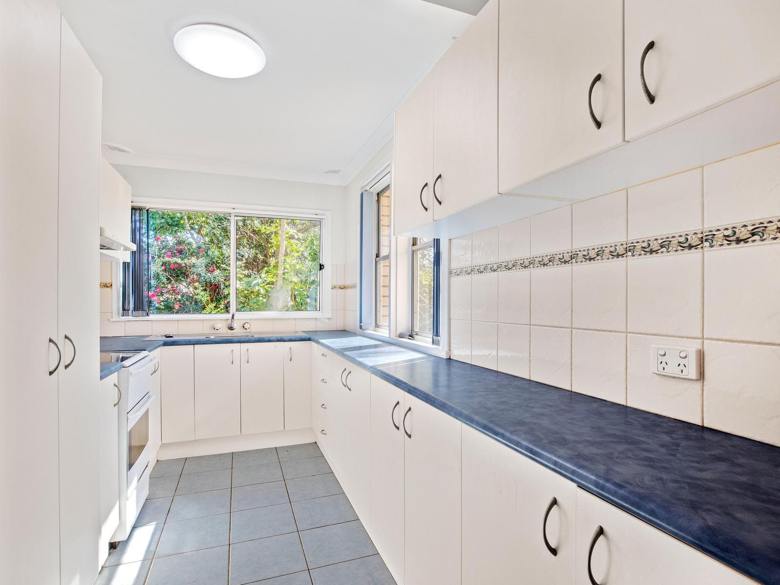116 Kennedy Drive, Port Macquarie, Port Macquarie - Thumbnail 5