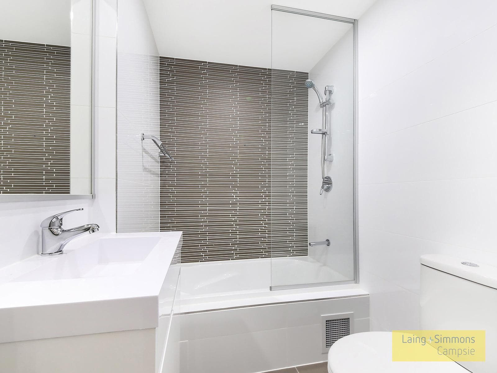 10/78-80																										Eton Street
														
								Smithfield, NSW 2164, Homebush - Thumbnail 7