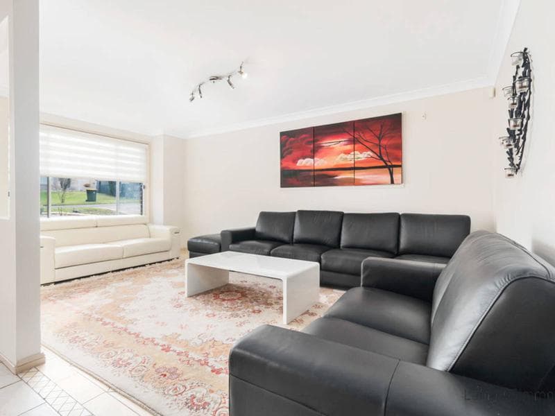 7 Nicholas Crescent, Cecil Hills, Cecil Hills - Thumbnail 2