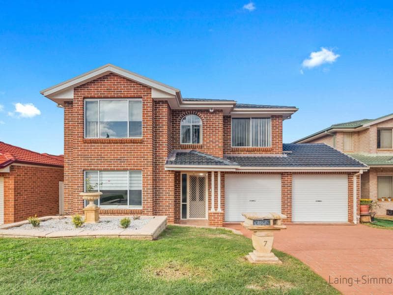 7 Nicholas Crescent, Cecil Hills, Cecil Hills - Thumbnail 3