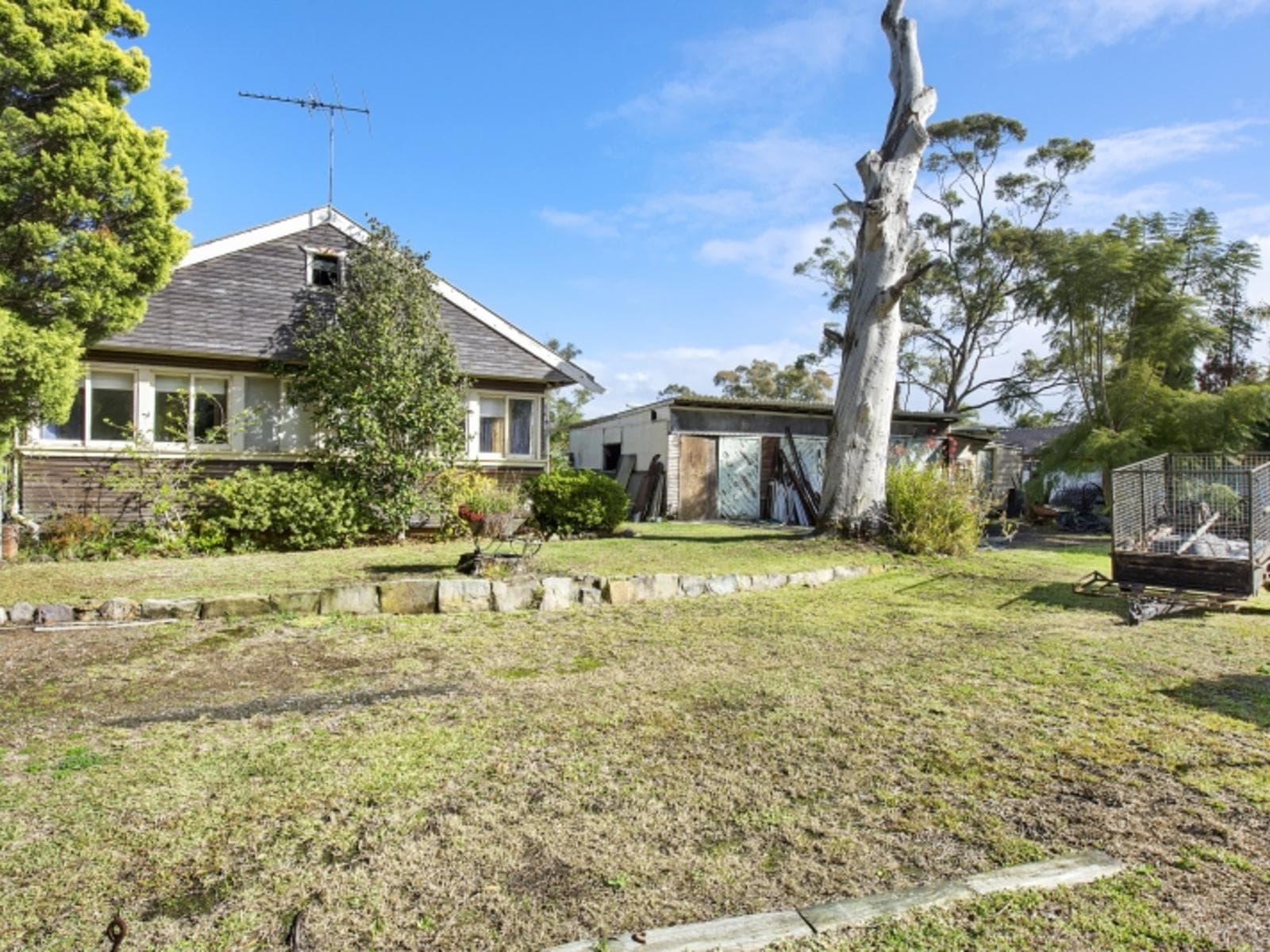 715-717 Pacific Highway, Mount Kuring-gai, Mount Kuring-Gai - Thumbnail 4