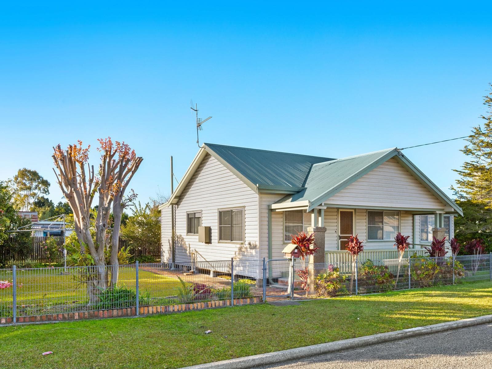 1 Webb Street, Wauchope, Wauchope - Image 1