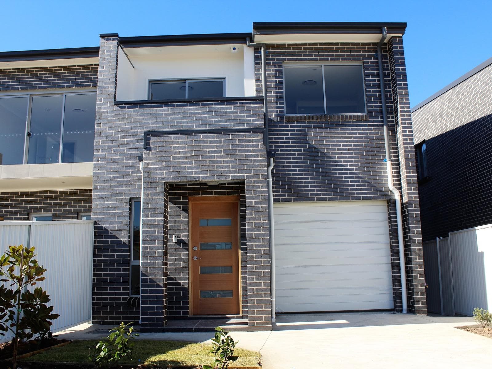 Lot 943 Little John Street, Middleton Grange, Middleton Grange - Thumbnail 2