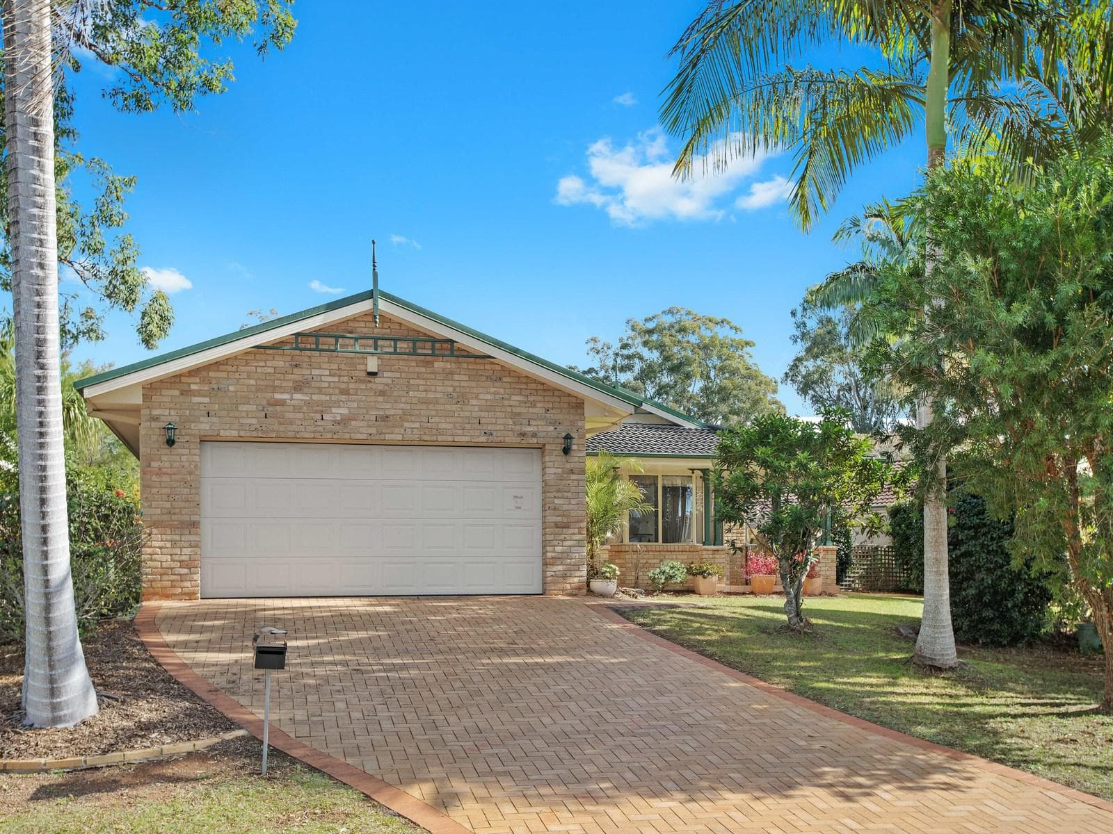 18 Willandra Avenue, Port Macquarie, Port Macquarie - Thumbnail 2
