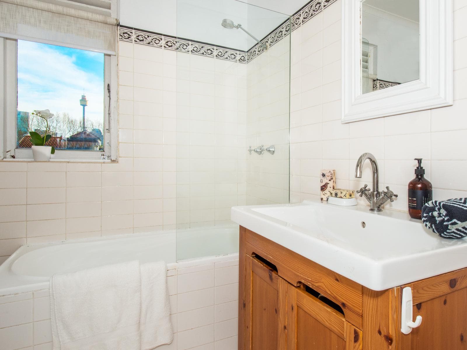 9/13-17 Hughes Street, Potts Point, Potts Point - Thumbnail 8