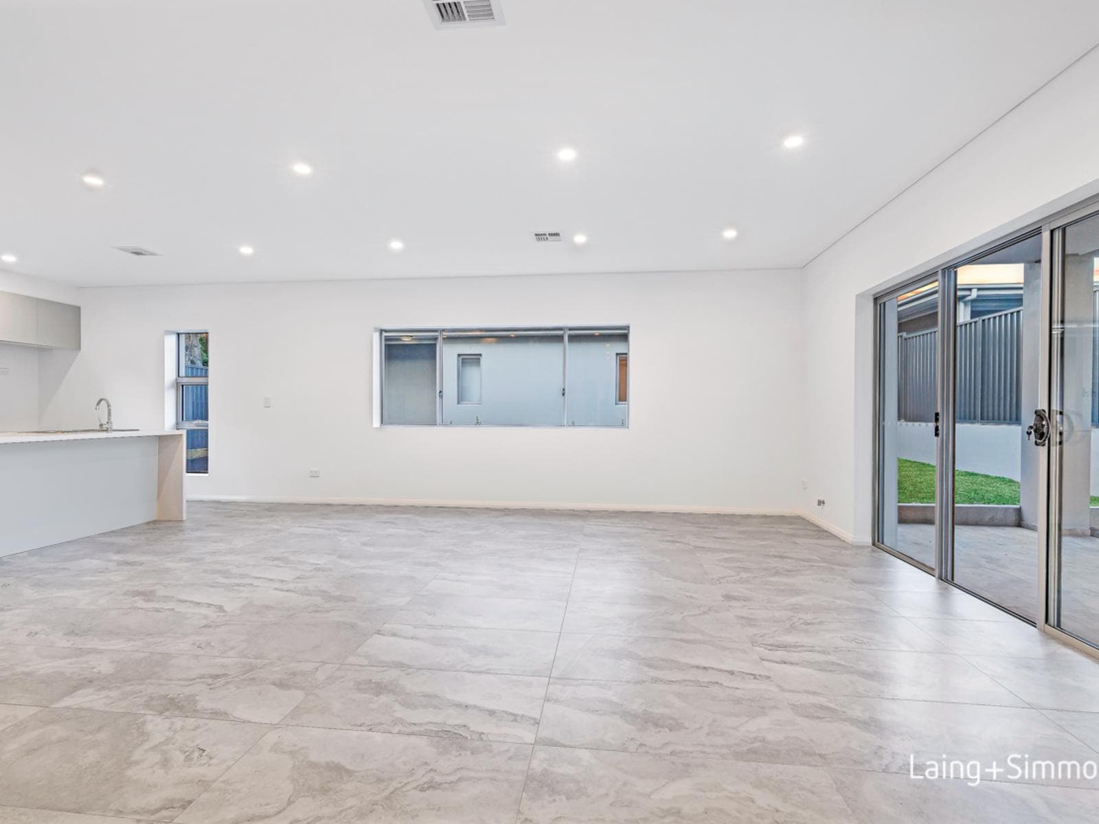 12a Lake Street, North Parramatta, North Parramatta - Thumbnail 3