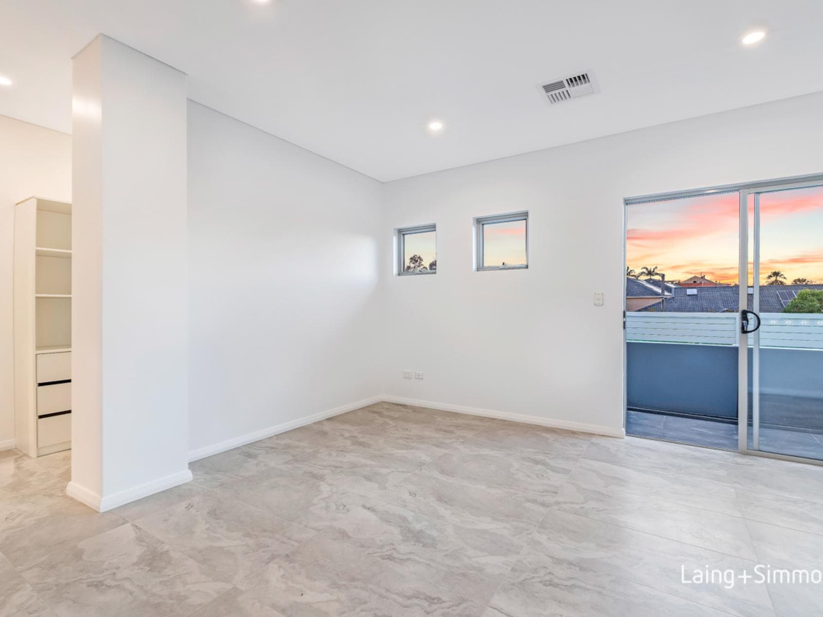 12a Lake Street, North Parramatta, North Parramatta - Thumbnail 4