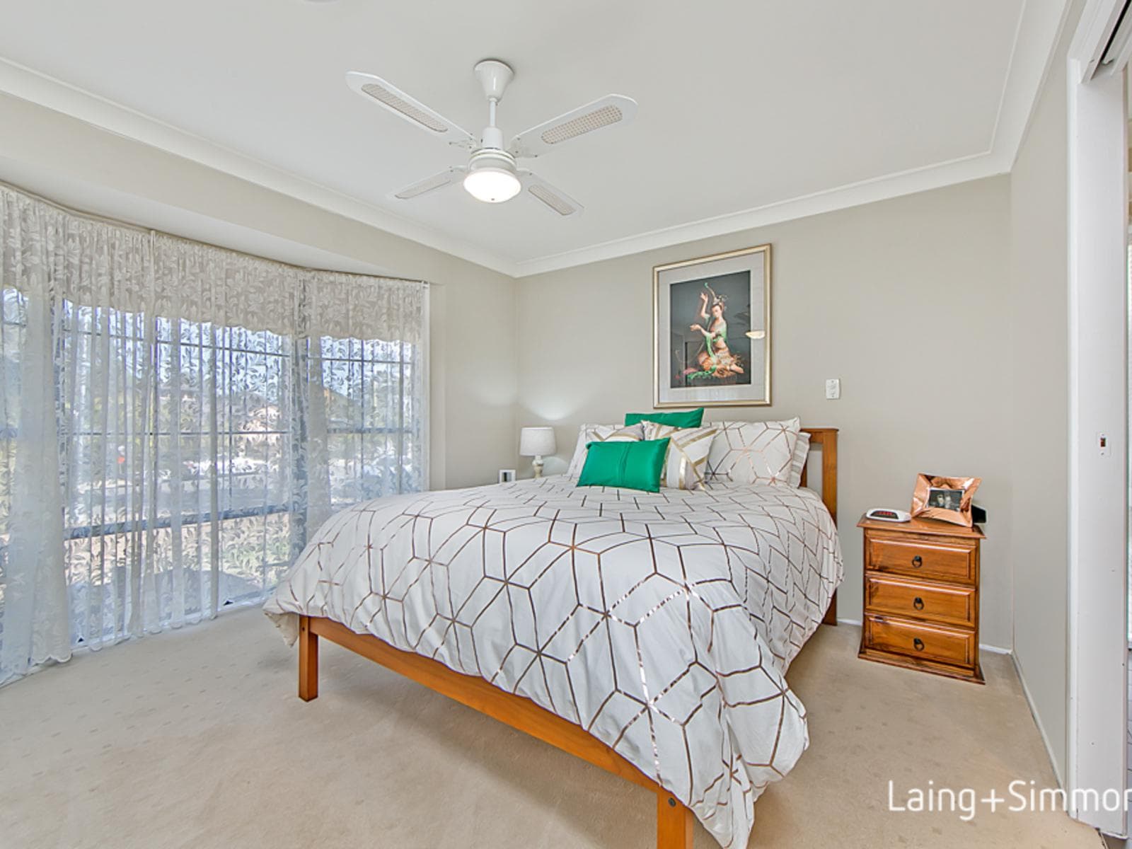 19 Simpson Place, Kings Langley, Kings Langley - Thumbnail 6