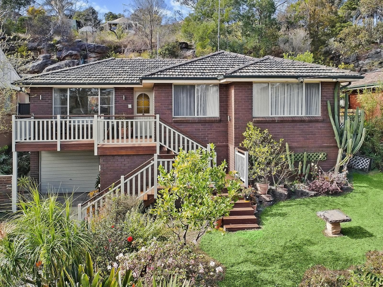 6 Lansdowne Close, Hornsby Heights, Hornsby Heights - Thumbnail 2