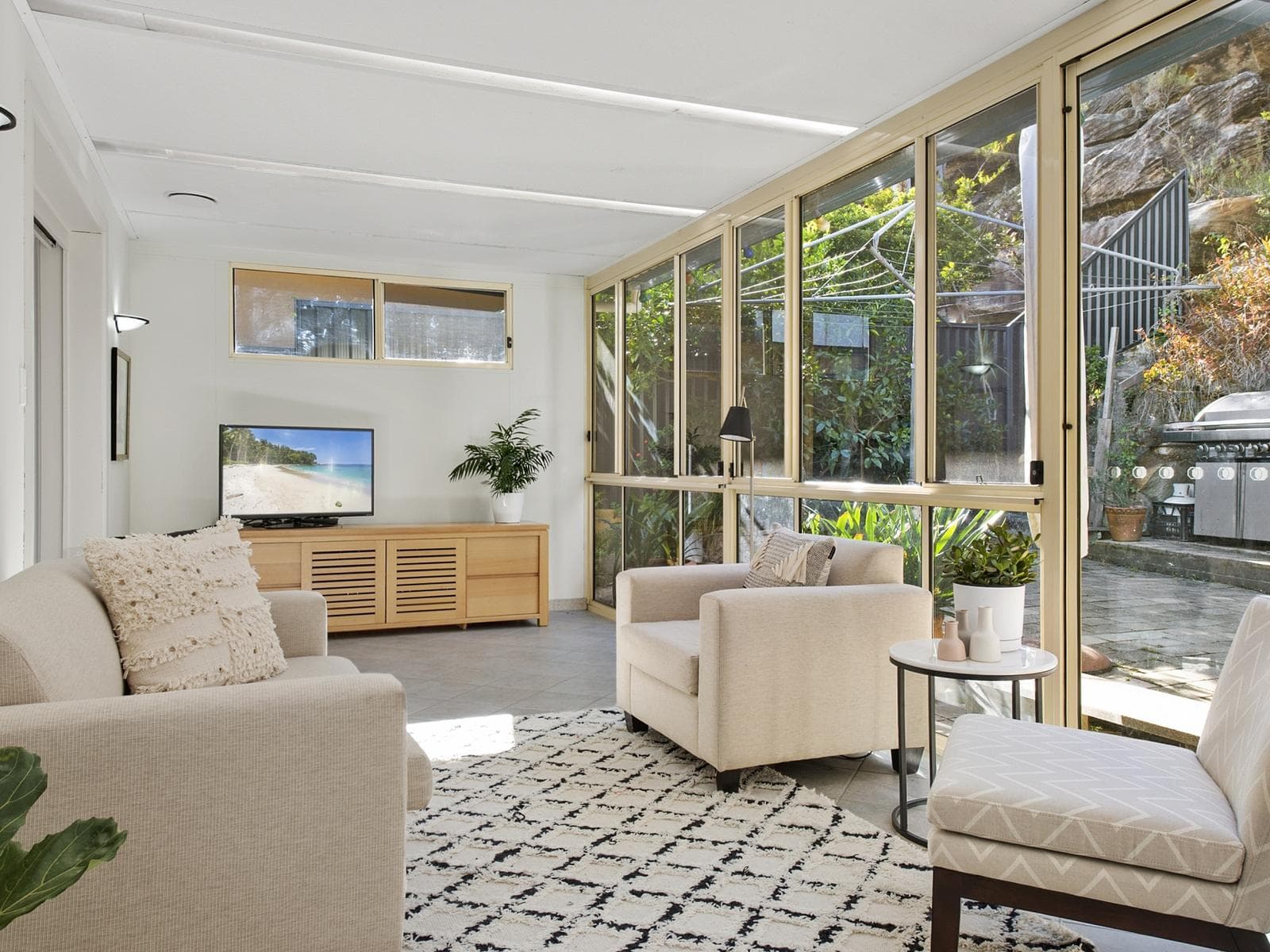 6 Lansdowne Close, Hornsby Heights, Hornsby Heights - Thumbnail 3