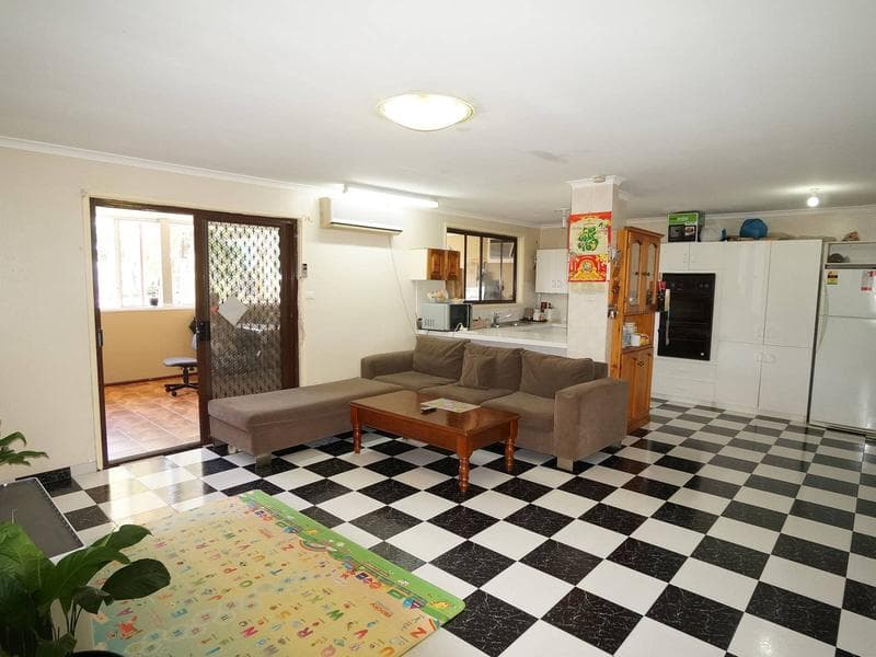 50 Hasluck Rd, Bonnyrigg, Bonnyrigg - Thumbnail 5