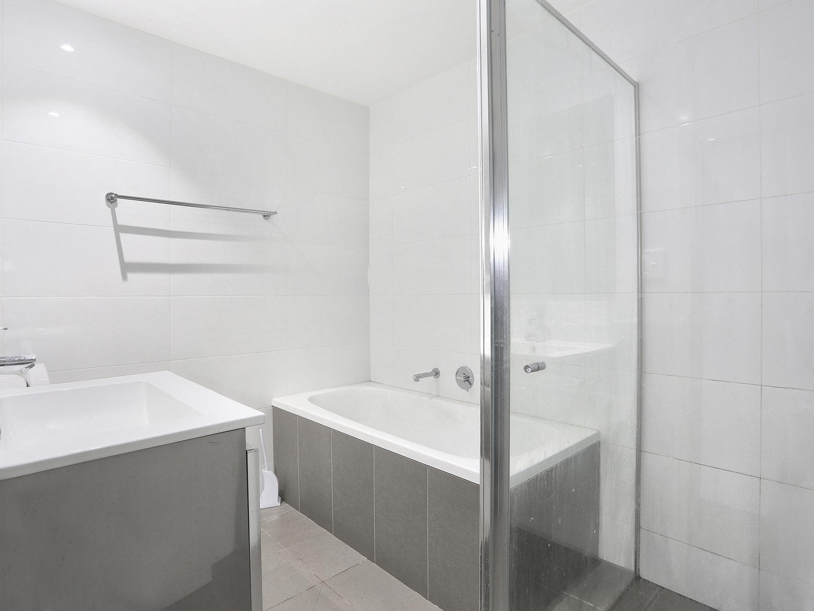 608/36-46 Cowper Street, Parramatta, Parramatta - Thumbnail 5