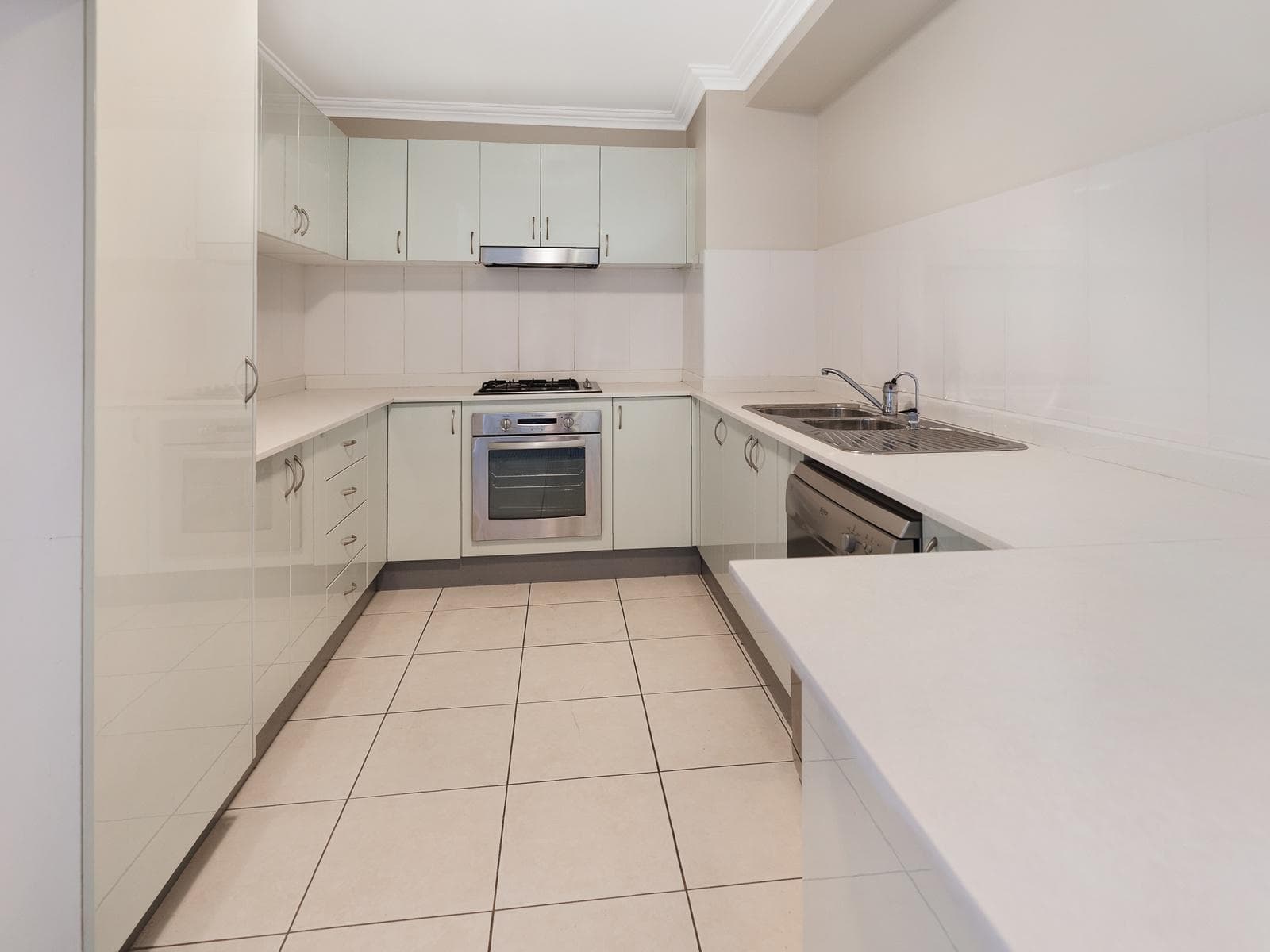 611/91b Bridge Road, Westmead, Westmead - Thumbnail 2