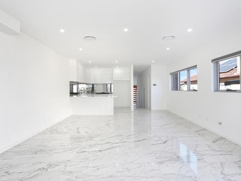 5/36																										Claremont Street
														
								Campsie, NSW 2194, Merrylands - Thumbnail 3
