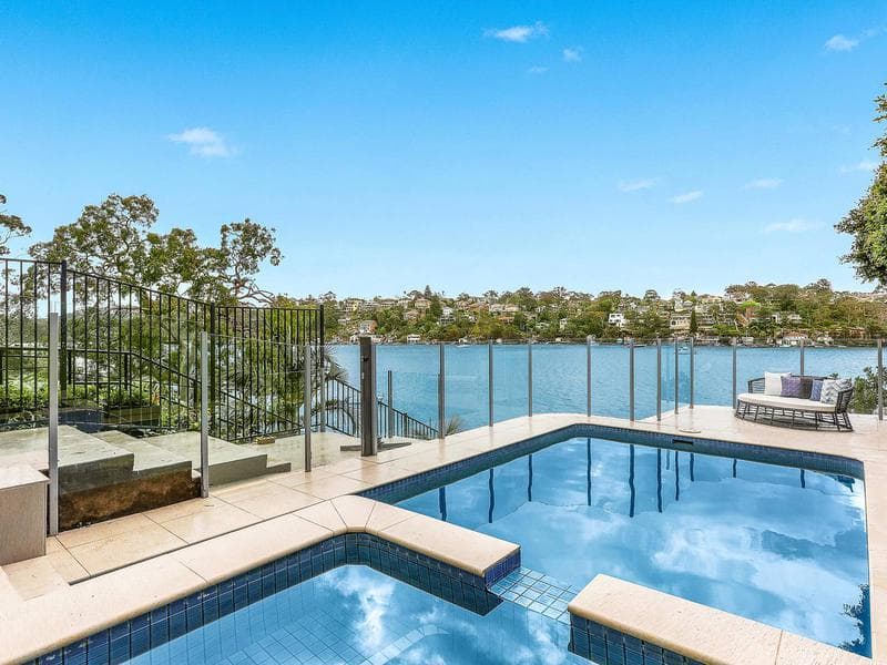 21 Juvenis Avenue, Oyster Bay, Oyster Bay - Thumbnail 2
