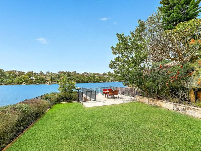 21 Juvenis Avenue, Oyster Bay, Oyster Bay - Thumbnail 4