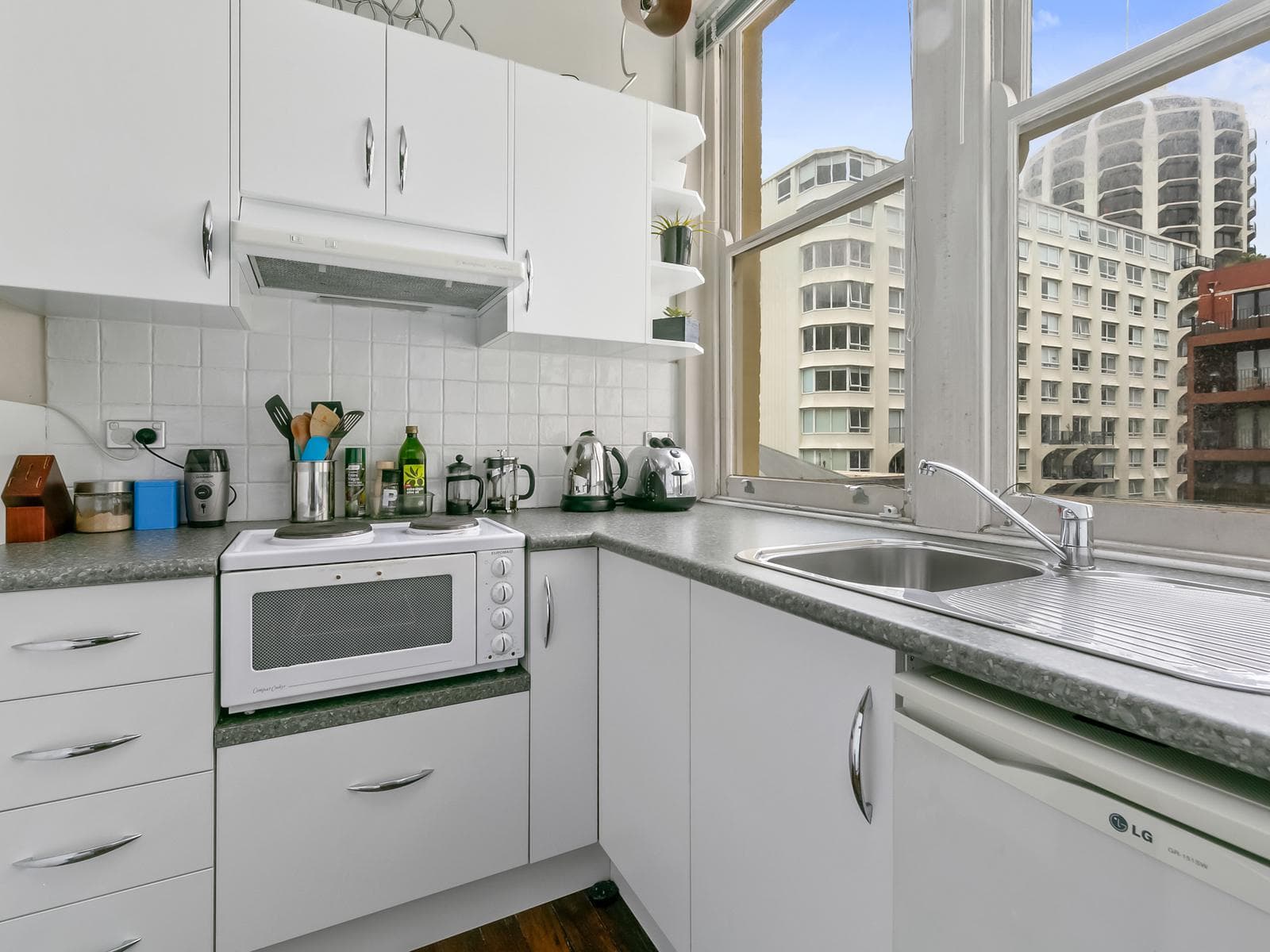 312/3-5 Greenknowe Avenue, Potts Point, Potts Point - Thumbnail 4