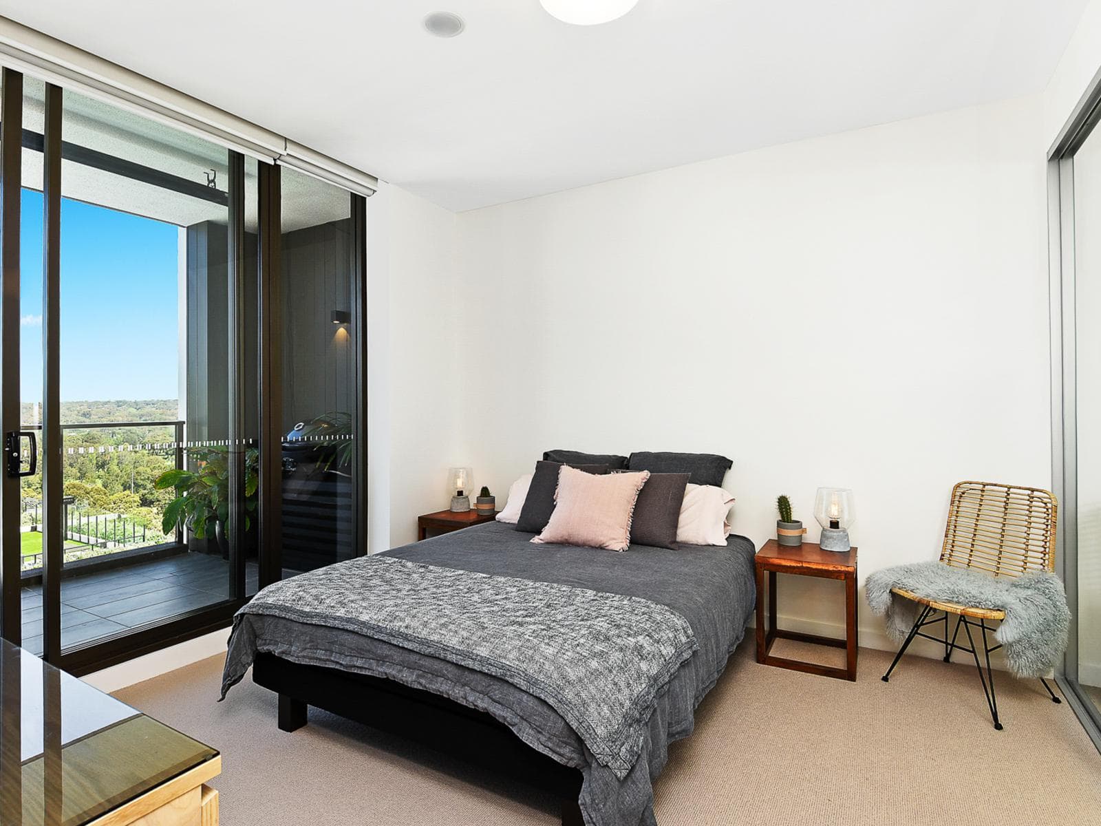 1001/3 Foreshore Boulevard, Woolooware, Woolooware - Thumbnail 4