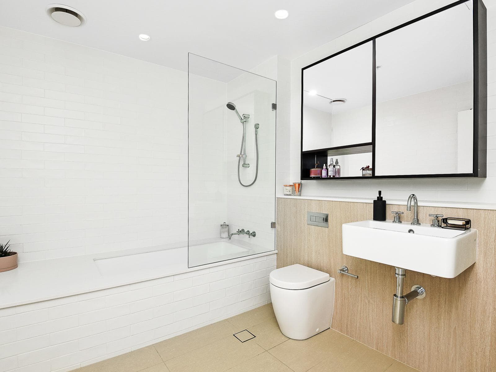 1001/3 Foreshore Boulevard, Woolooware, Woolooware - Thumbnail 5