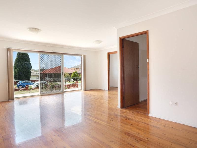 7 Grace Crescent, Merrylands, Merrylands - Thumbnail 2