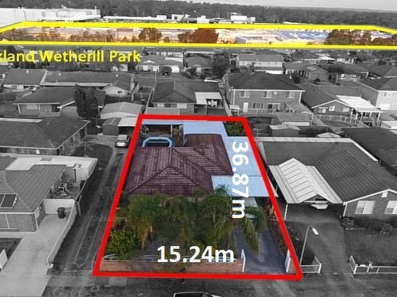 24 Lyell Street, Bossley Park, Bossley Park - Thumbnail 5