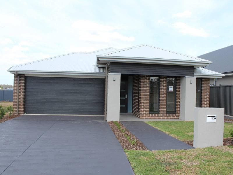 Lot 3024 Tonkin Way, Oran Park, Oran Park - Image 1