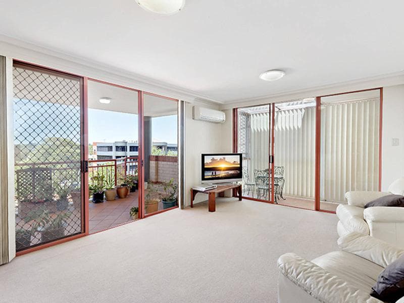 60/7-15 Jackson Ave, Miranda, Miranda - Image 1