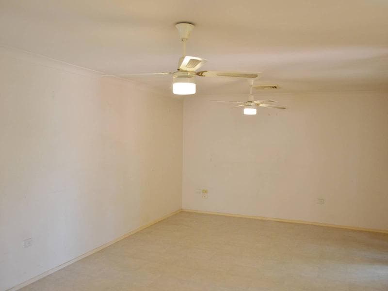 5/36																										Claremont Street
														
								Campsie, NSW 2194, Wetherill Park - Thumbnail 3