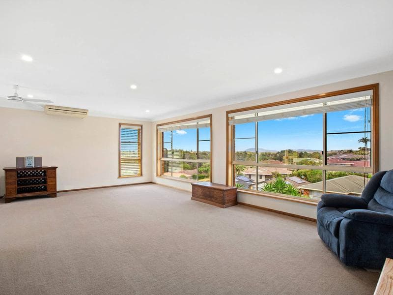 6 Coastlands Place, Port Macquarie, Port Macquarie - Thumbnail 3