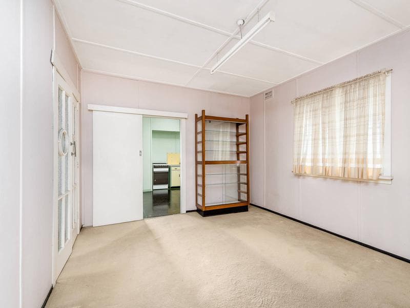 17 Elaine Street, Regents Park, Regents Park - Thumbnail 6