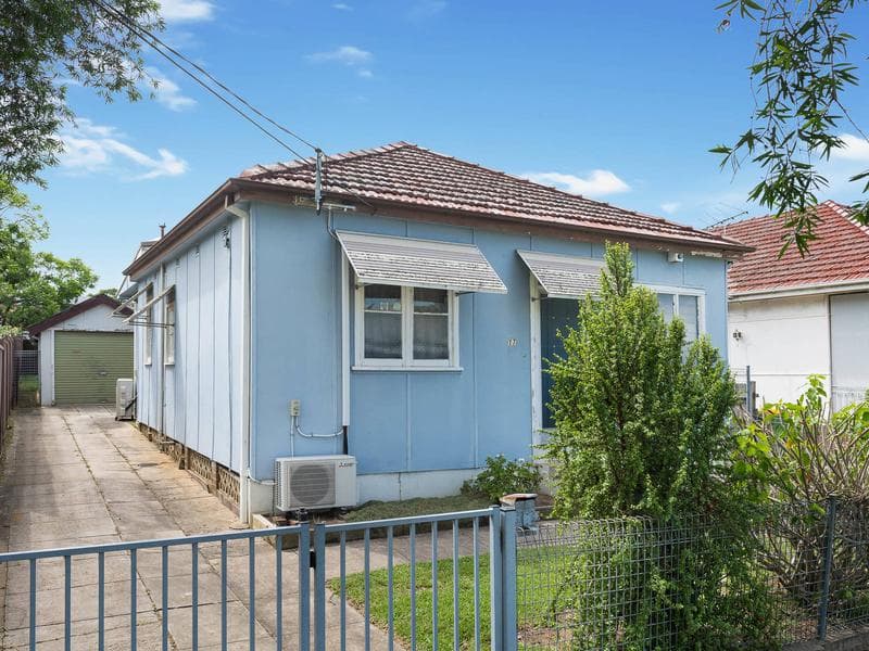 17 Elaine Street, Regents Park, Regents Park - Thumbnail 8