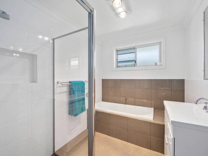 24 Howell Avenue, Port Macquarie, Port Macquarie - Thumbnail 8