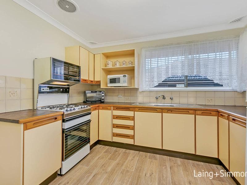 8/35																										Parkes Road
														
								Artarmon, NSW 2064, Seven Hills - Thumbnail 2