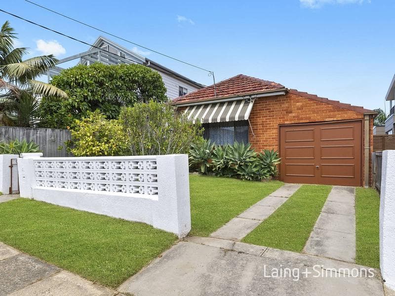 36/10																										Abraham Street
														
								Rooty Hill, NSW 2766, Dee Why - Thumbnail 2