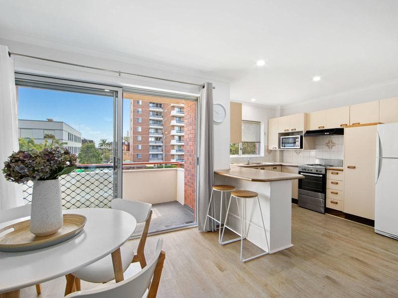5/4 Waugh Street, Port Macquarie, Port Macquarie - Thumbnail 3