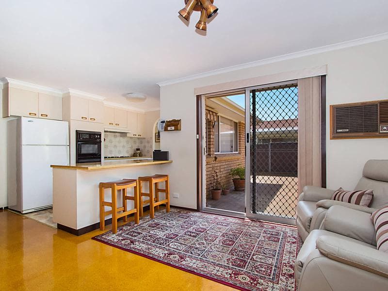 8/35																										Parkes Road
														
								Artarmon, NSW 2064, Marayong - Thumbnail 5