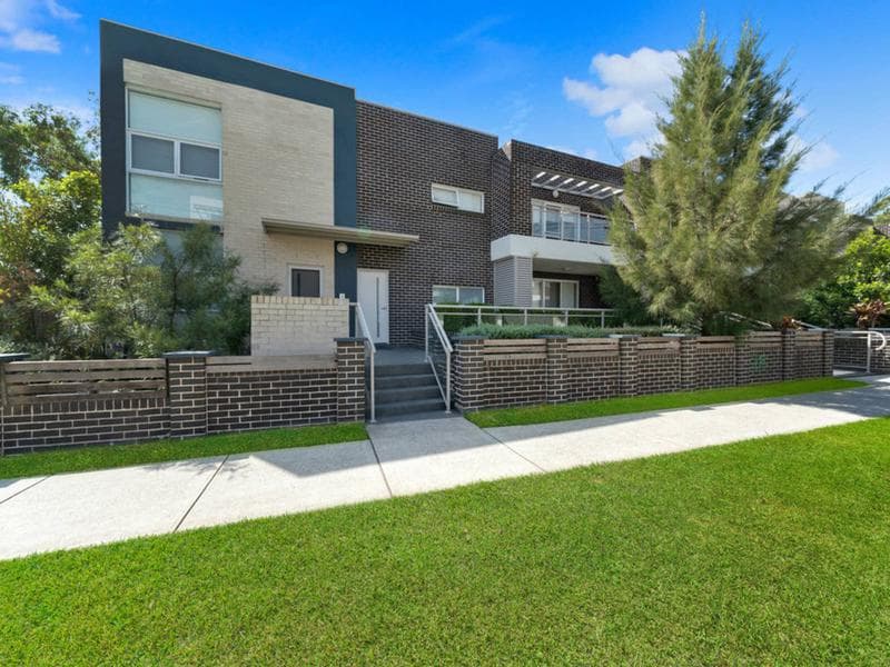 6/4 Barangaroo Road, Toongabbie, Toongabbie - Thumbnail 2