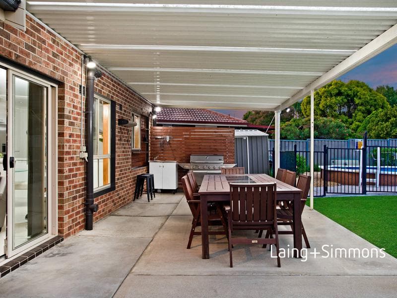 5 Bayley Road, South Penrith, South Penrith - Thumbnail 2