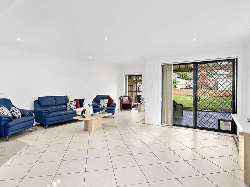 60b Tergur Crescent, Caringbah, Miranda - Thumbnail 3