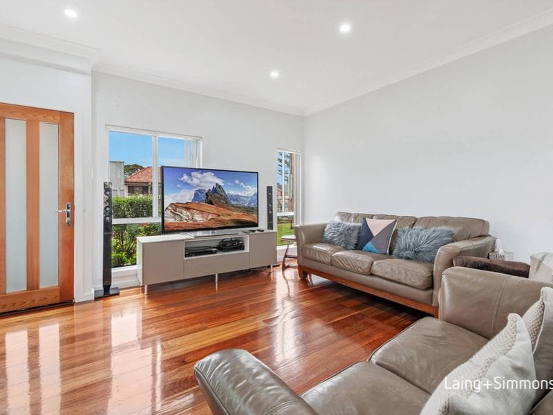 1b Robertson Street (off Fowler Road), Guildford, Guildford - Thumbnail 2