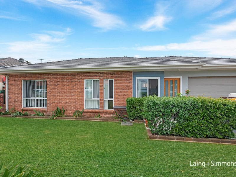 1b Robertson Street (off Fowler Road), Guildford, Guildford - Image 1