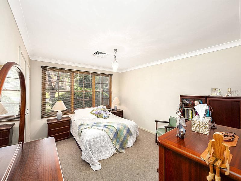 15 Lavinia Street, Seven Hills, Seven Hills - Thumbnail 5