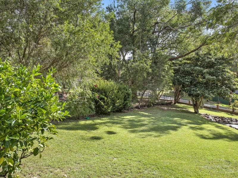 2 Cootamundra Road, Hornsby Heights, Hornsby Heights - Thumbnail 8