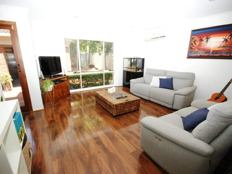 54/3-13																										Erskineville Road
														
								Newtown, NSW 2042, Kings Park - Thumbnail 4