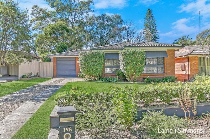 198 Madagascar Dr, Kings Park, Kings Park - Image 1